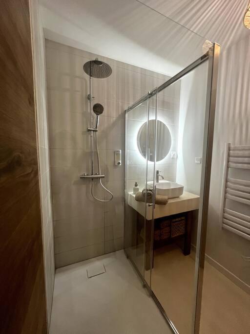 Jolie Maison Avec Courette Bourges Ngoại thất bức ảnh