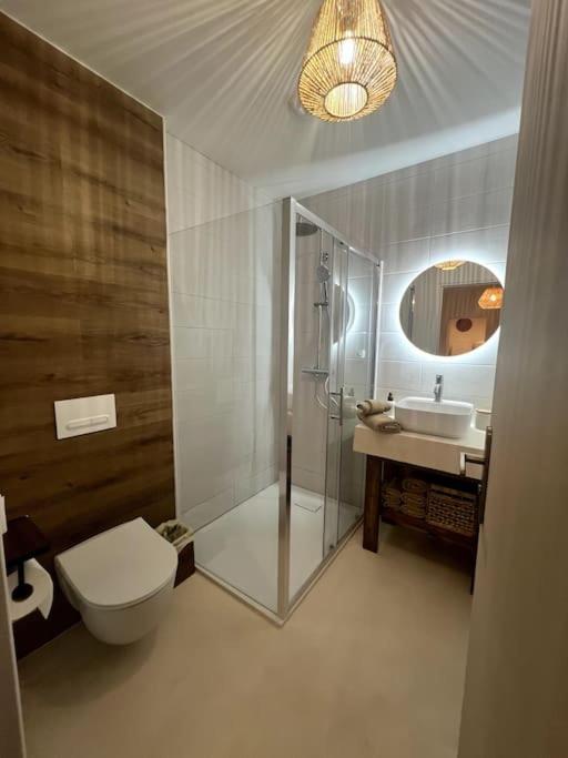 Jolie Maison Avec Courette Bourges Ngoại thất bức ảnh